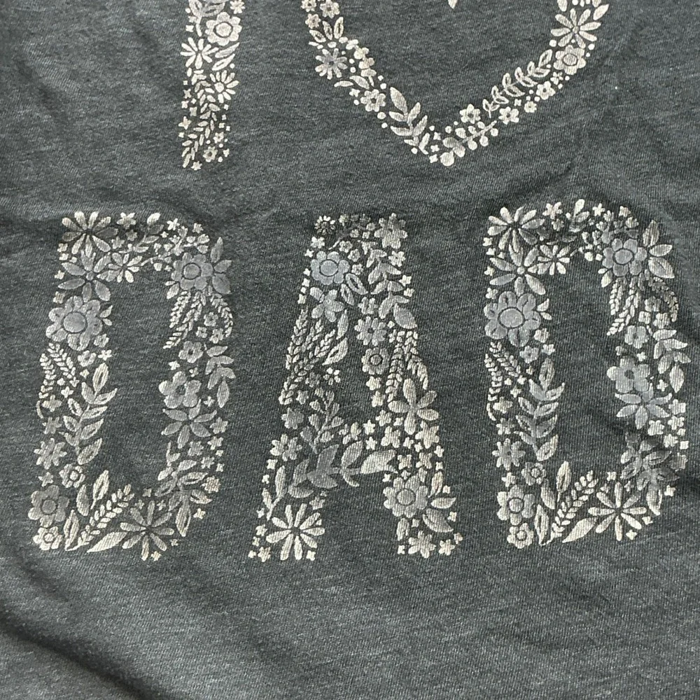Old Navy Gray I Heart Dad T-Shirt Kids 5T Floral Silver Foil Graphic Tee